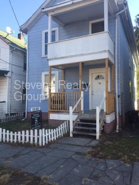 170 Downs St - Photo 2 of 15