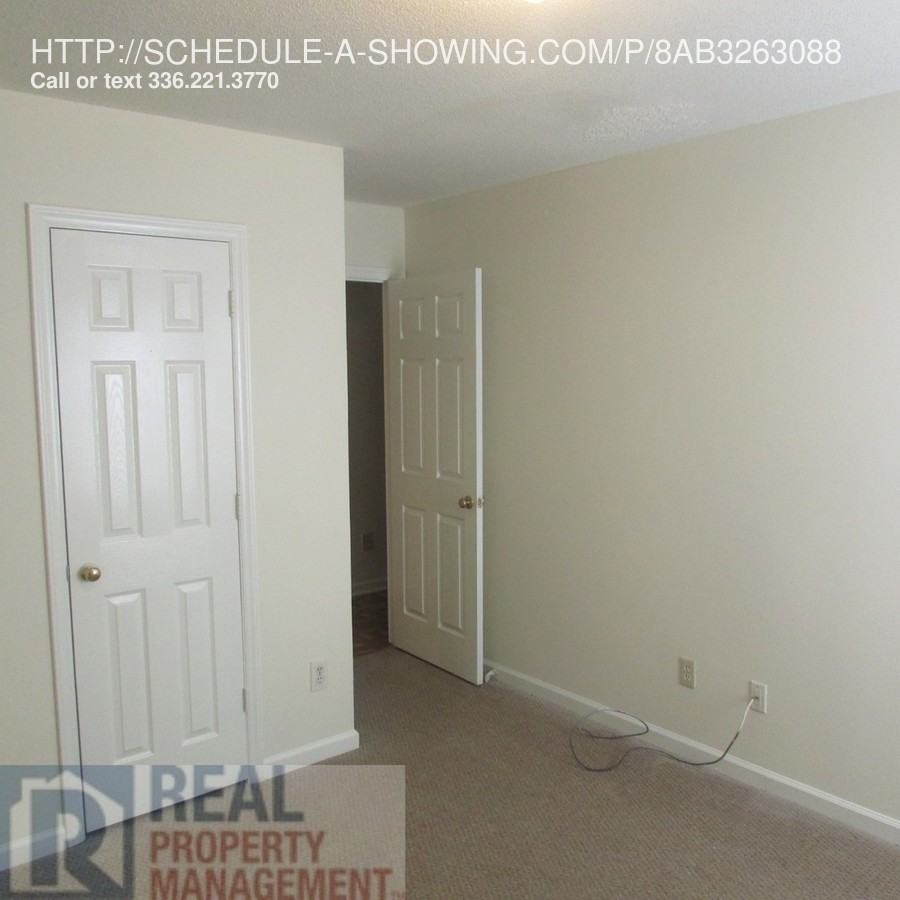 312 Lindale Dr - Photo 3 of 9