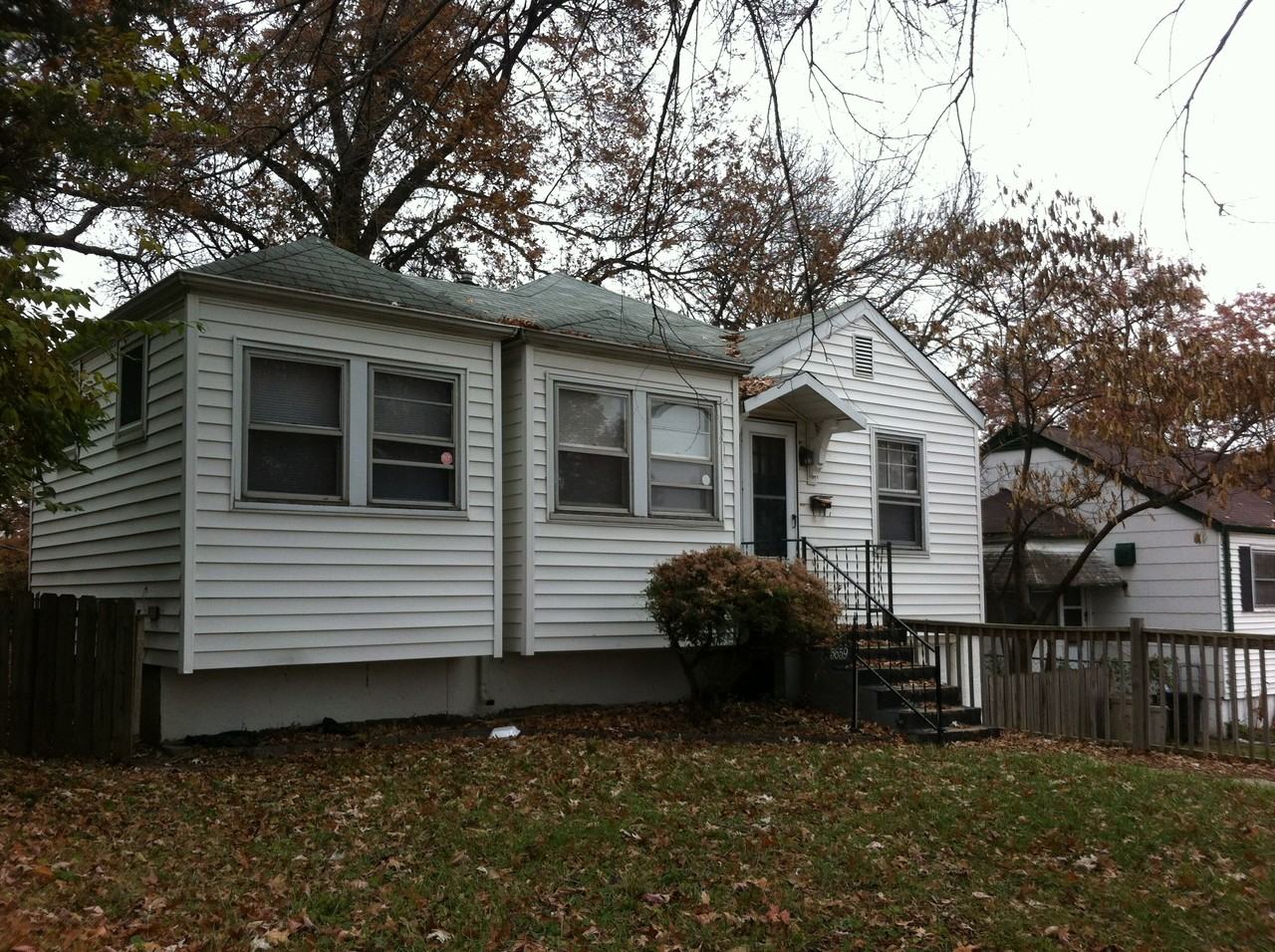 5659 Beldon Dr - Photo 2 of 9