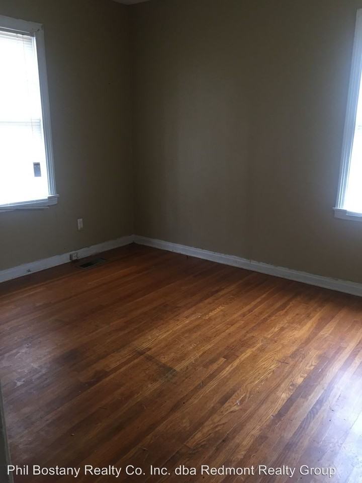 7915 6th Ave N - Photo 3 of 7