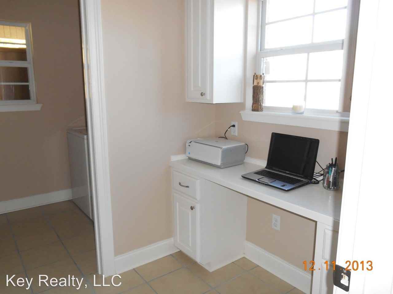 402 Taylor Rd - Photo 3 of 5