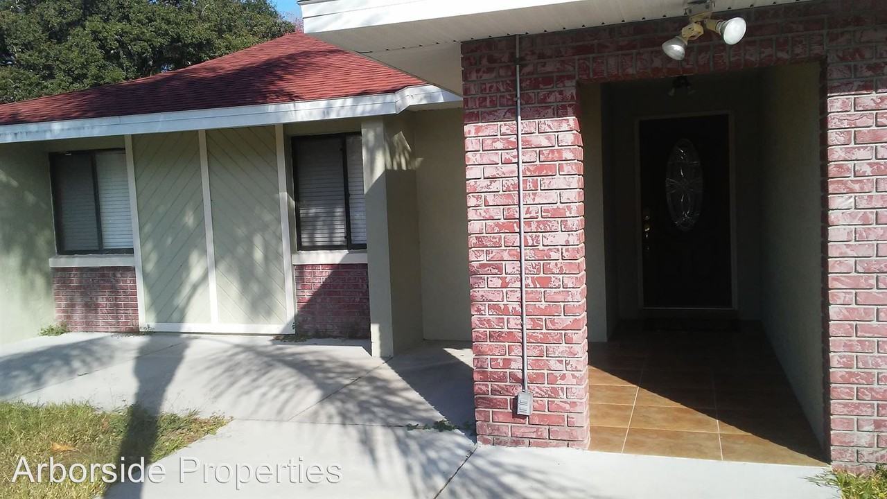 1407 Red Fox Ct - Photo 3 of 15