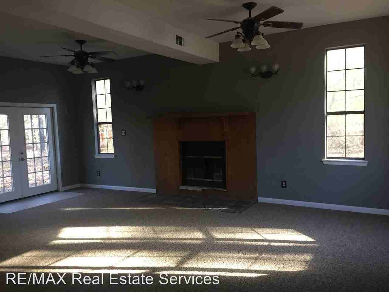 9540 Deren Rd - Photo 3 of 13