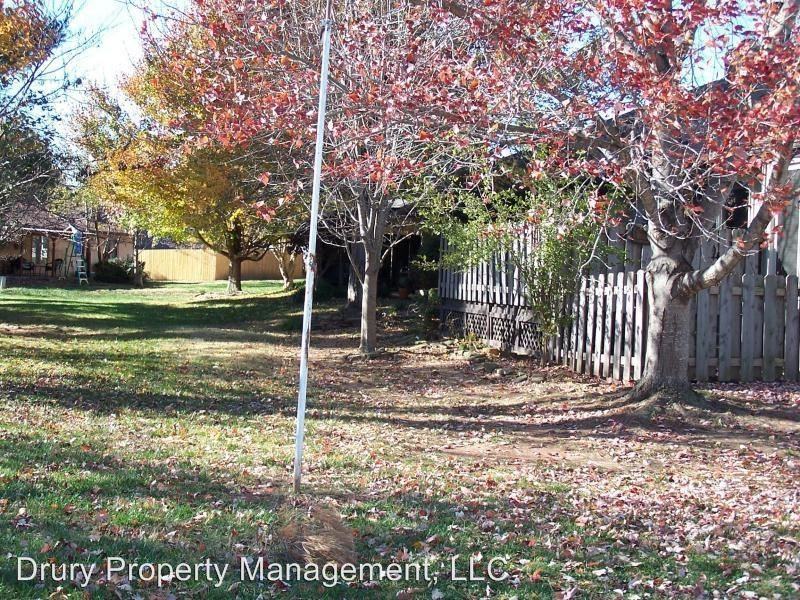 2136 E Wornall Pl - Photo 2 of 15