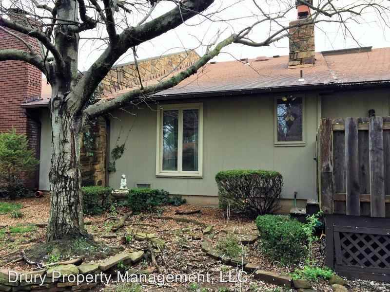 2136 E Wornall Pl - Photo 3 of 15