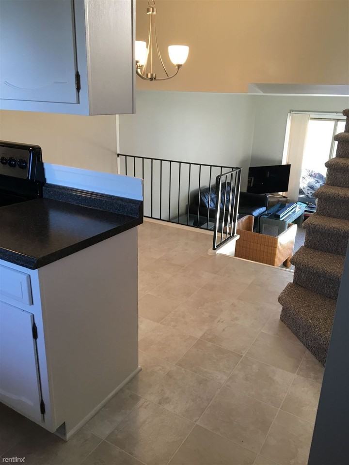 193 N Main St - Photo 3 of 8