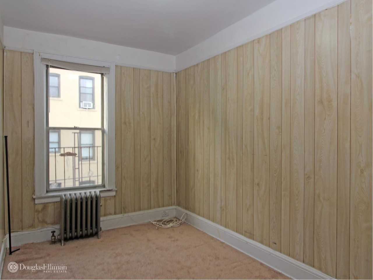 30-66 35th St 2R - Photo 3 of 4