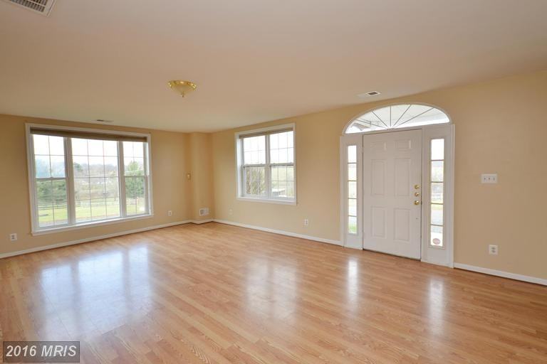 14490 Berlin Turnpike - Photo 2 of 13