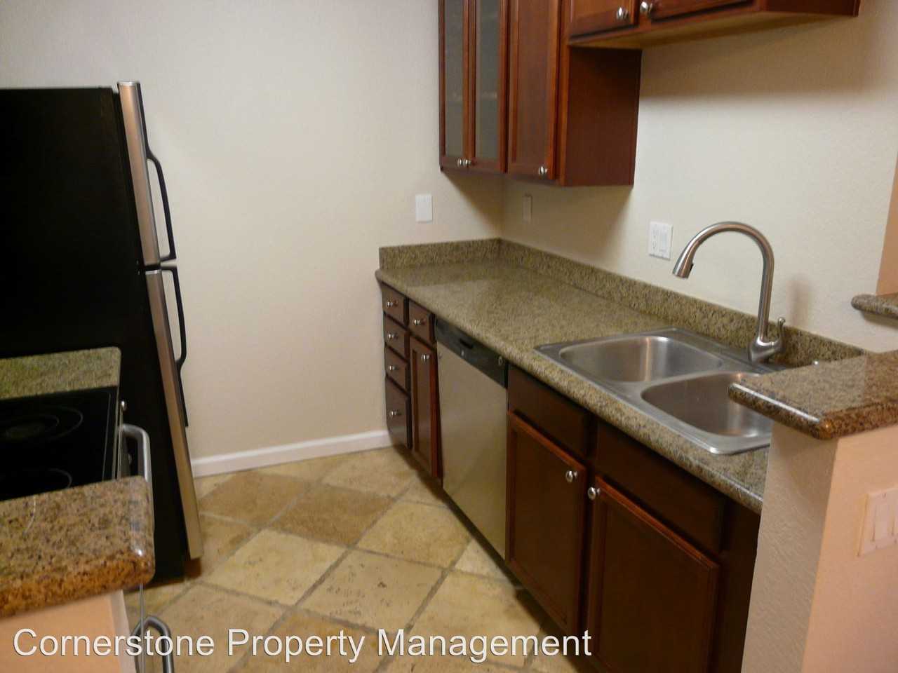 1203 Yarwood Ct - Photo 3 of 15