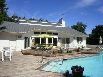 8 Mark Ct - Photo 3 of 16