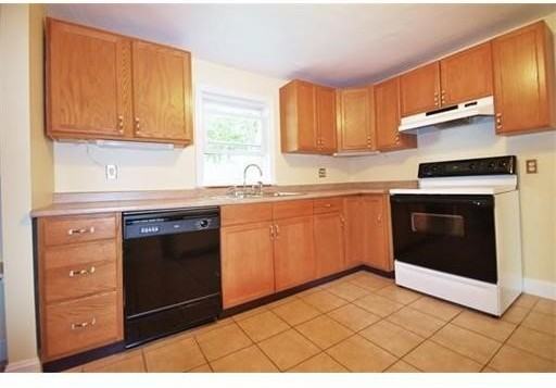 10 Maple Pkwy #1 - Photo 3 of 18