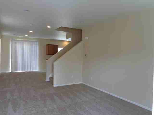 21068 Randolph Pl - Photo 2 of 9