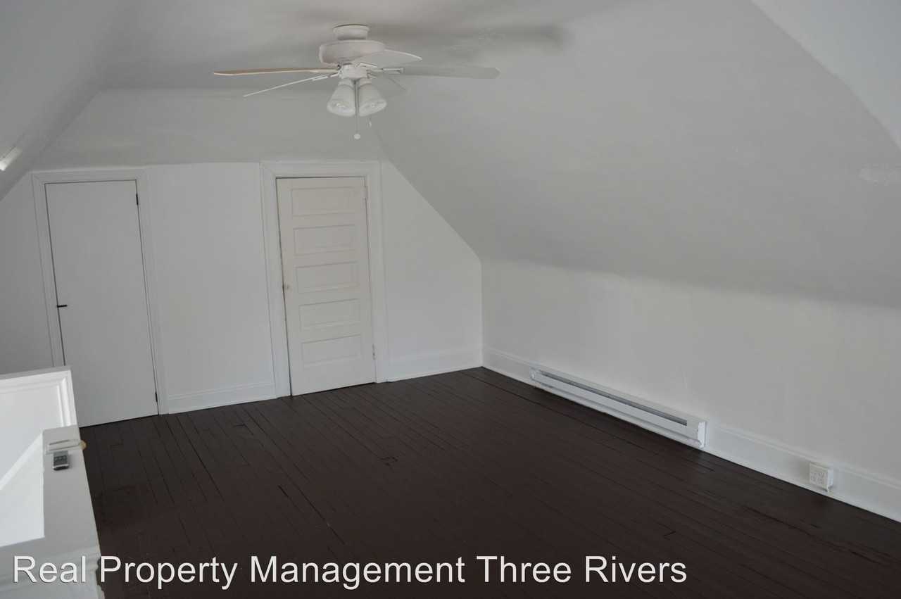 5227 Clarwin Ave. - Photo 2 of 9