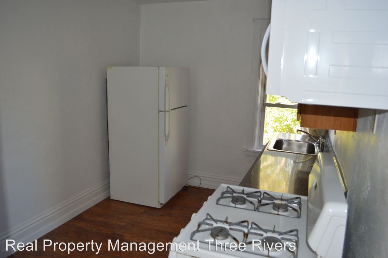 5227 Clarwin Ave. - Photo 3 of 9
