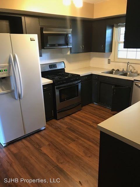 117 Pearl Ave - Photo 3 of 11