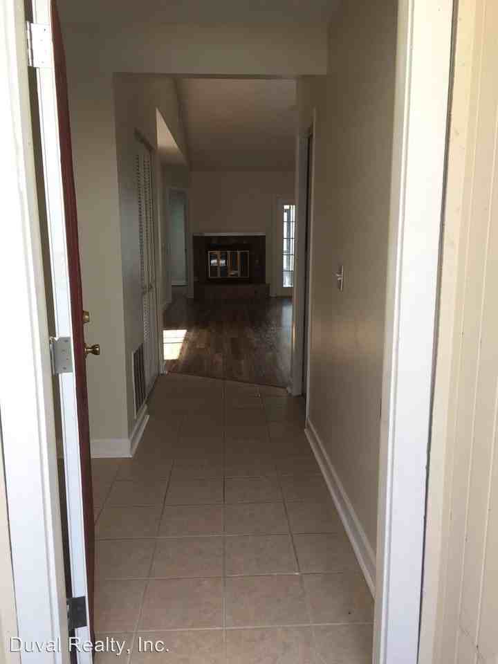 8612 Natures Hollow Way - Photo 3 of 18