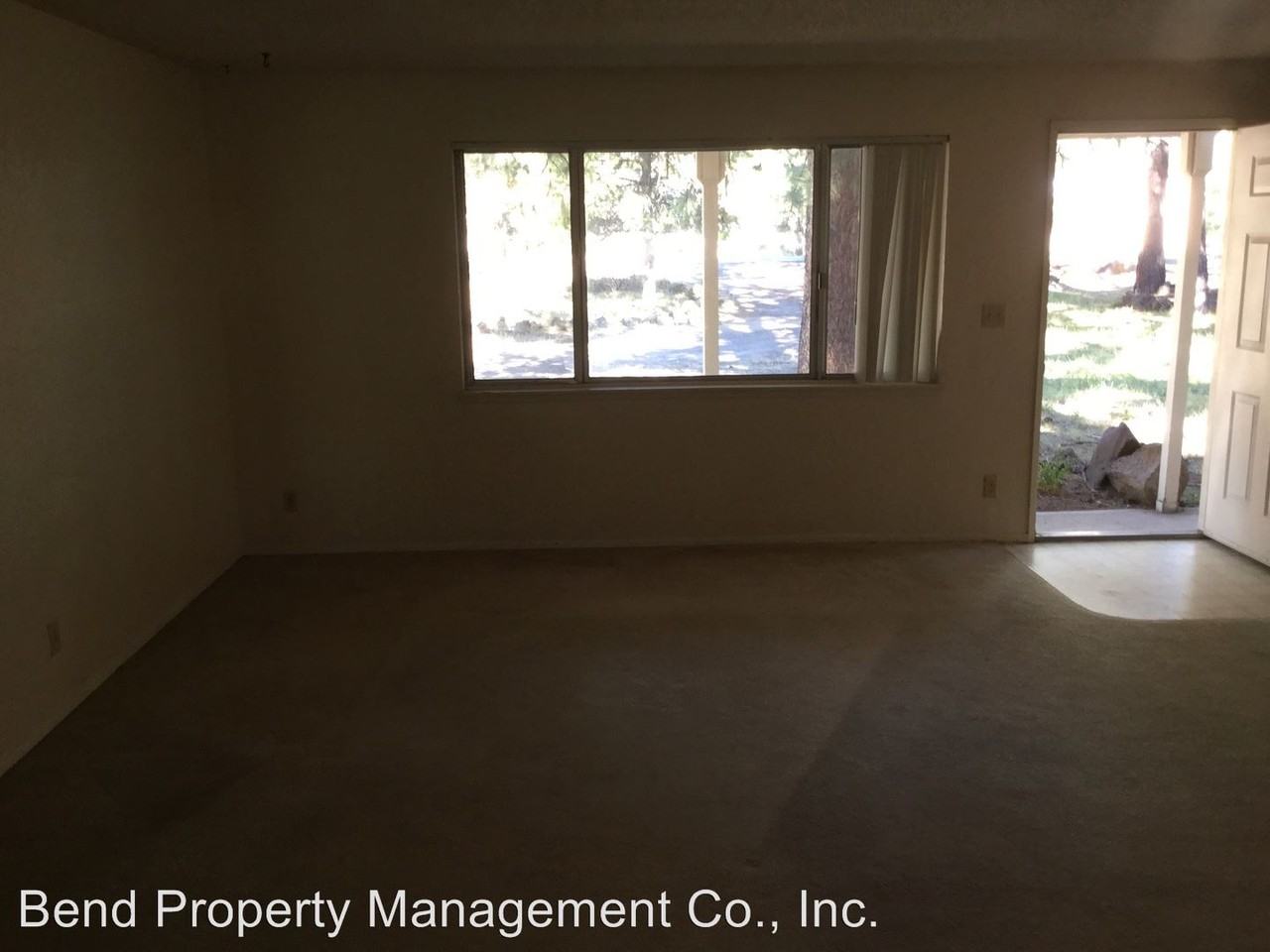 59780 Navajo Rd - Photo 2 of 13