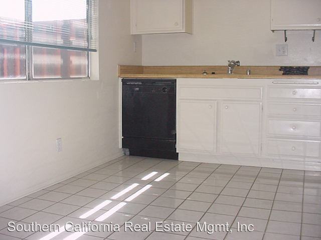 16832 Shinedale Dr - Photo 3 of 14