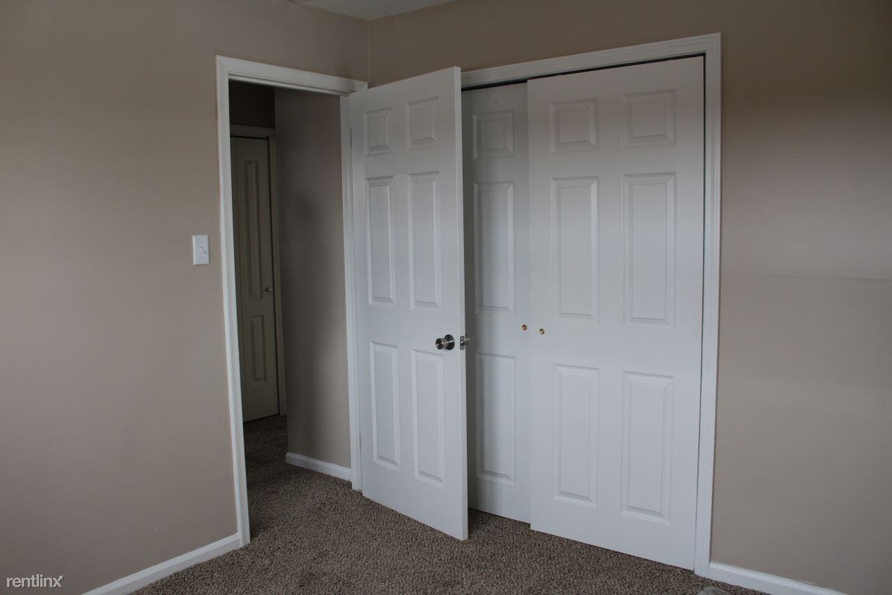 18742 Hamann St - Photo 3 of 6