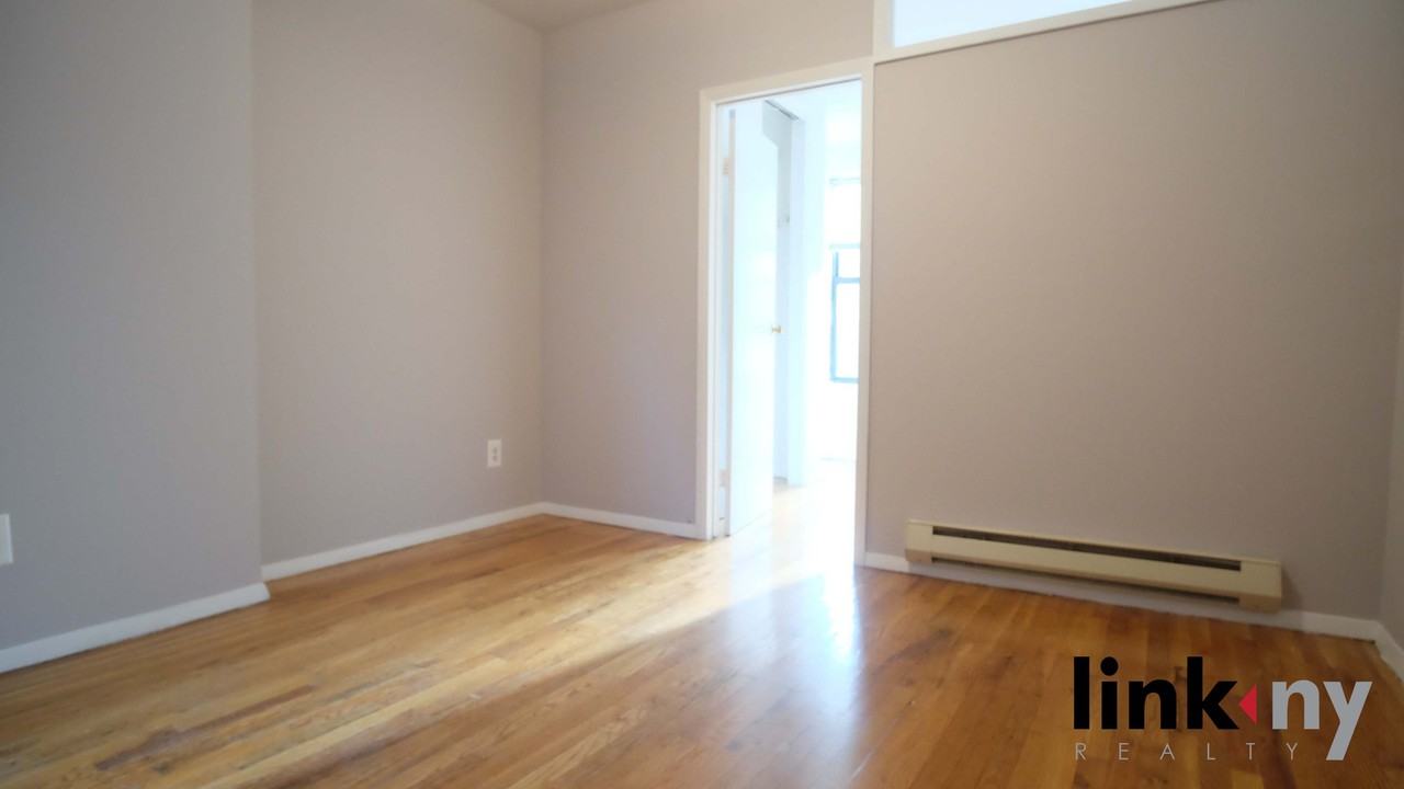 330 West 49th Street #5RE