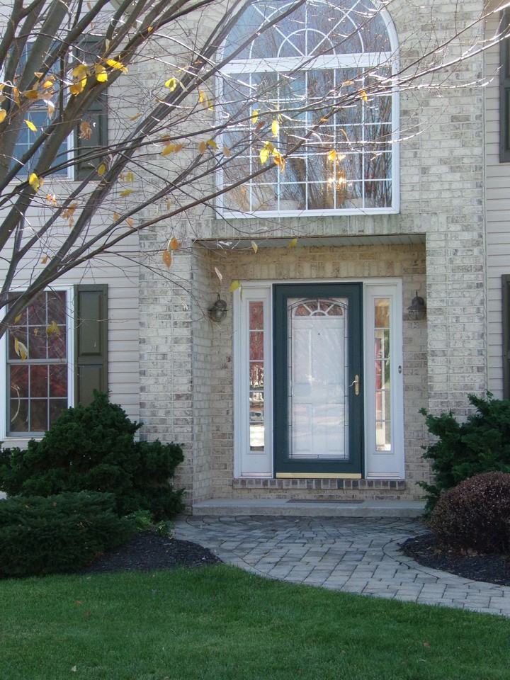 60 Bushkill Ct - Photo 2 of 25