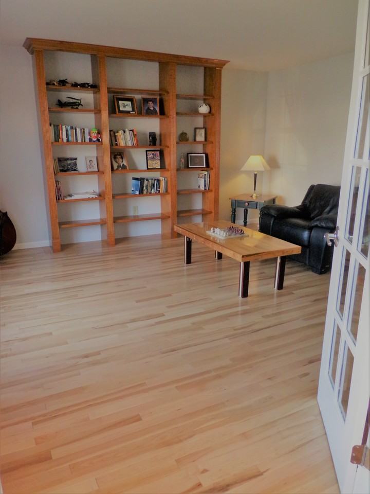 60 Bushkill Ct - Photo 3 of 25