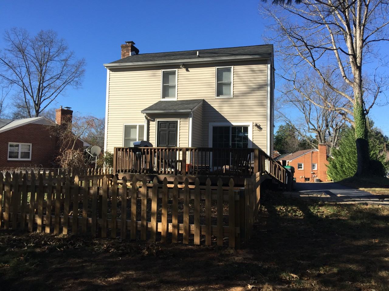1406 Westwood Rd - Photo 3 of 5