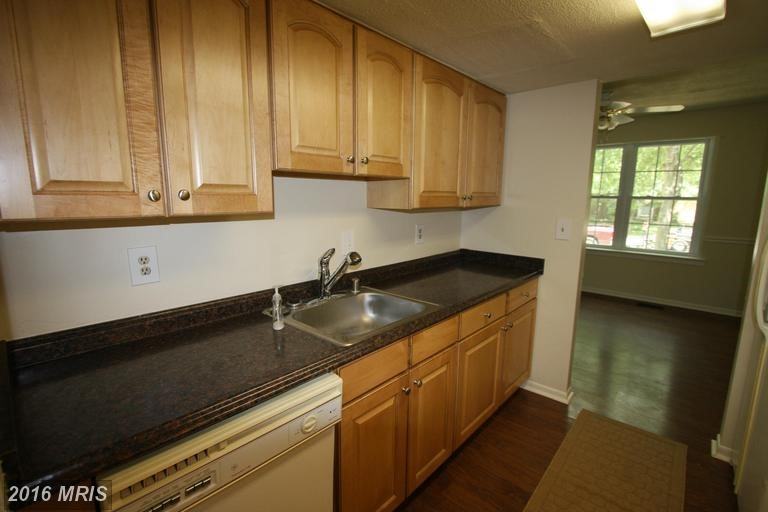 744 Match Point Dr - Photo 2 of 13