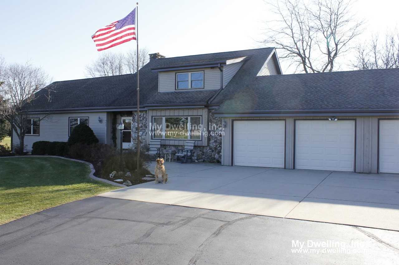 4865 Susan Lee Ct - Photo 3 of 28