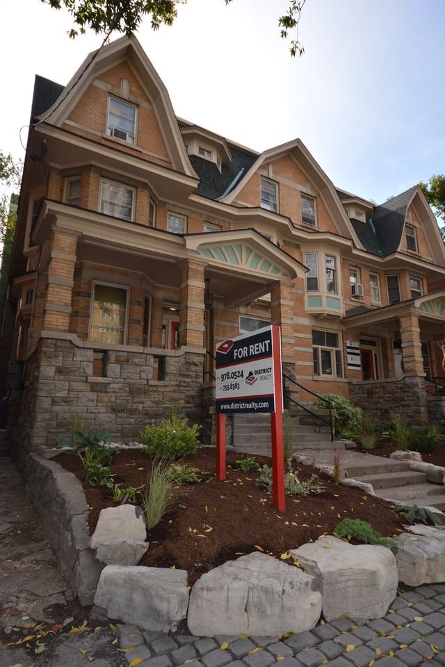 182 Lisgar Street, Ottawa, ON K2P 0C4 1 Bedroom Apartment for Rent