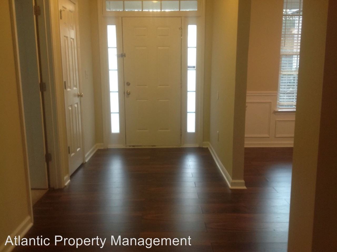 5736 Lakeside Dr - Photo 2 of 21