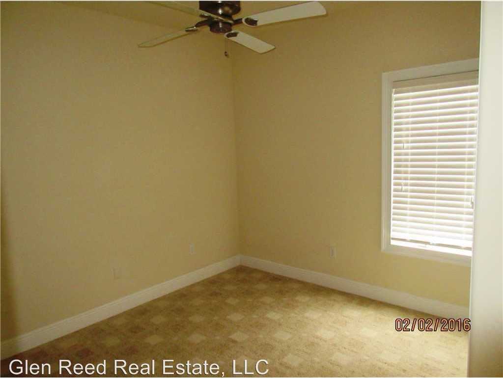 7514 Pinehurst Ct - Photo 3 of 16