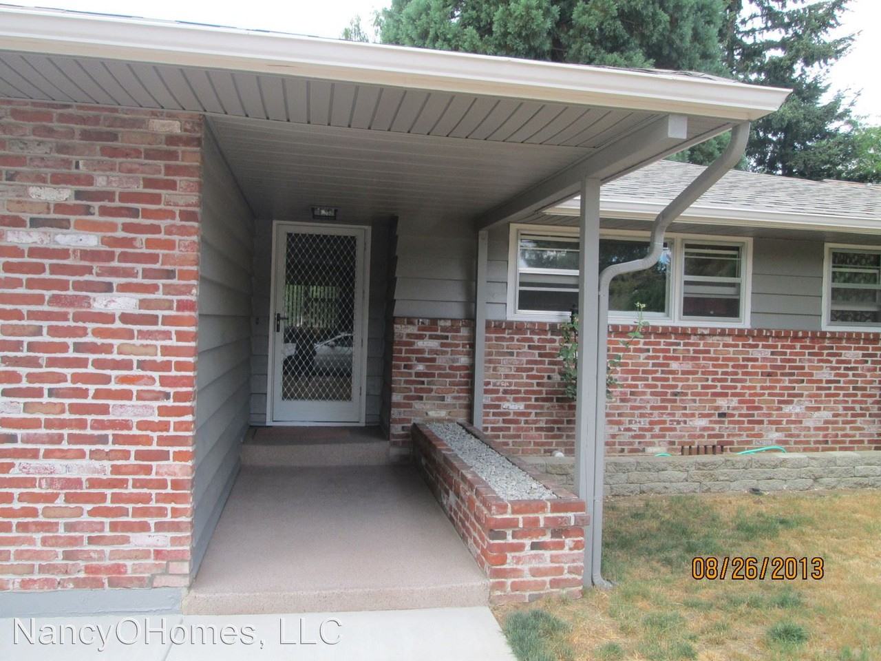 1112 NW 49th St - Photo 2 of 19