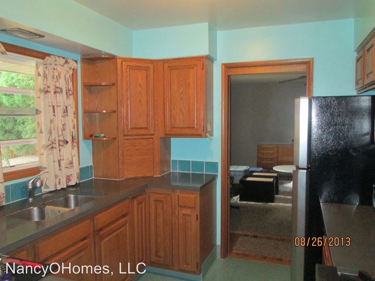1112 NW 49th St - Photo 3 of 19