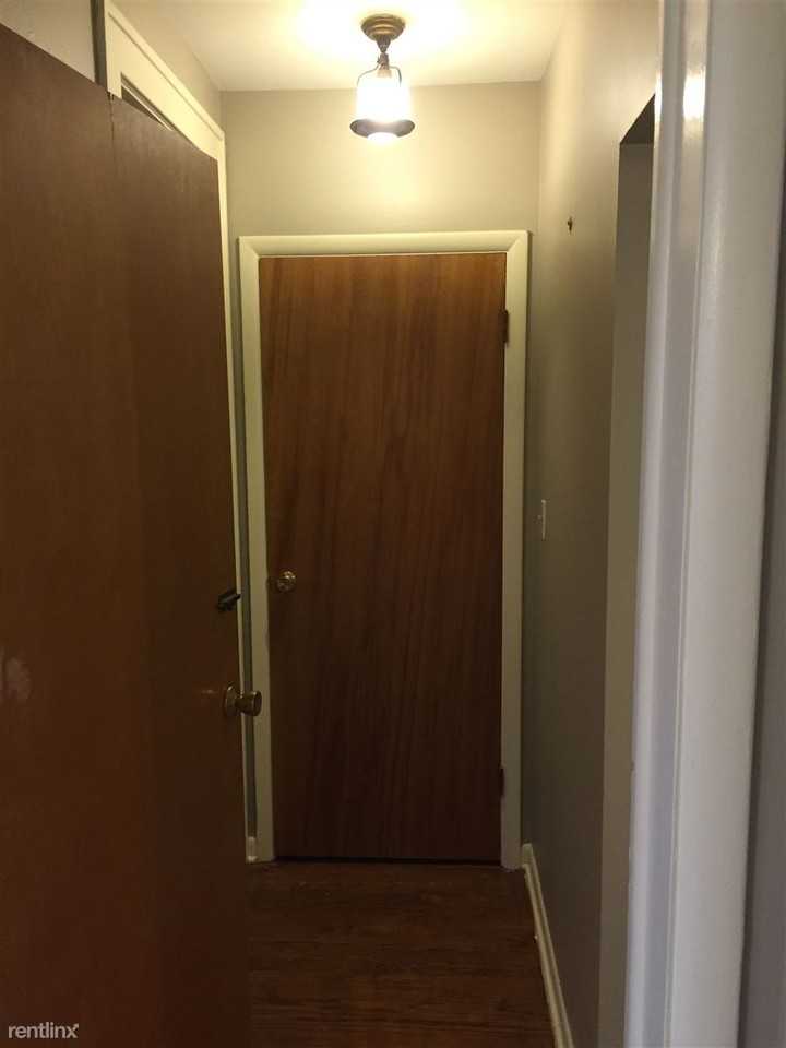 15 College Ave SE #2 - Photo 3 of 12