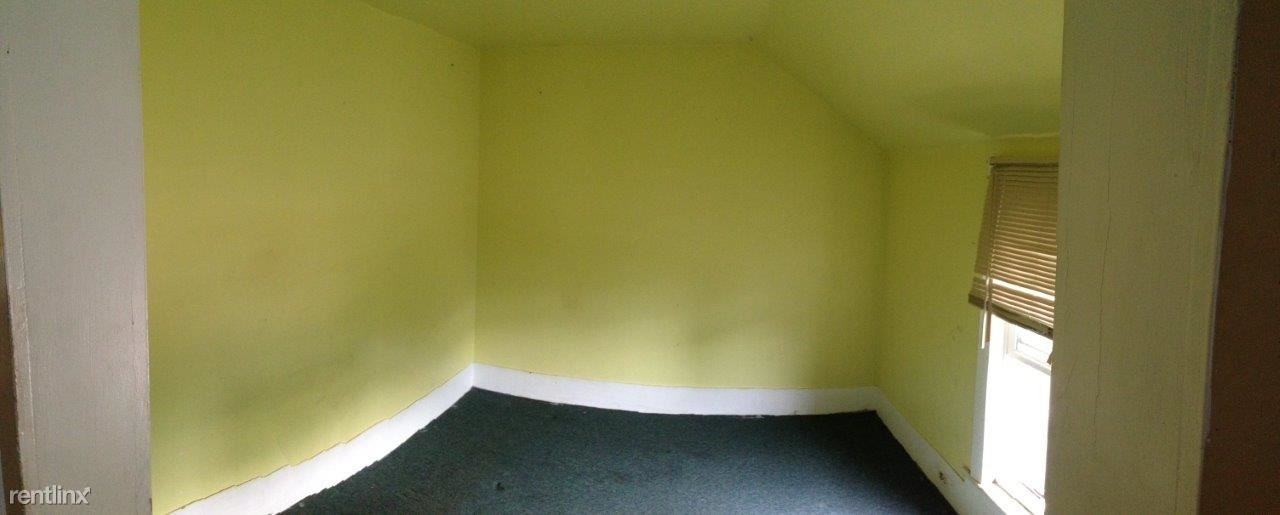 414 William St - Photo 3 of 5