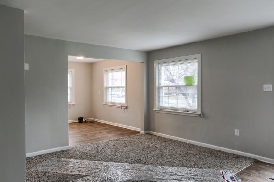 1923 Kent Dr - Photo 3 of 19