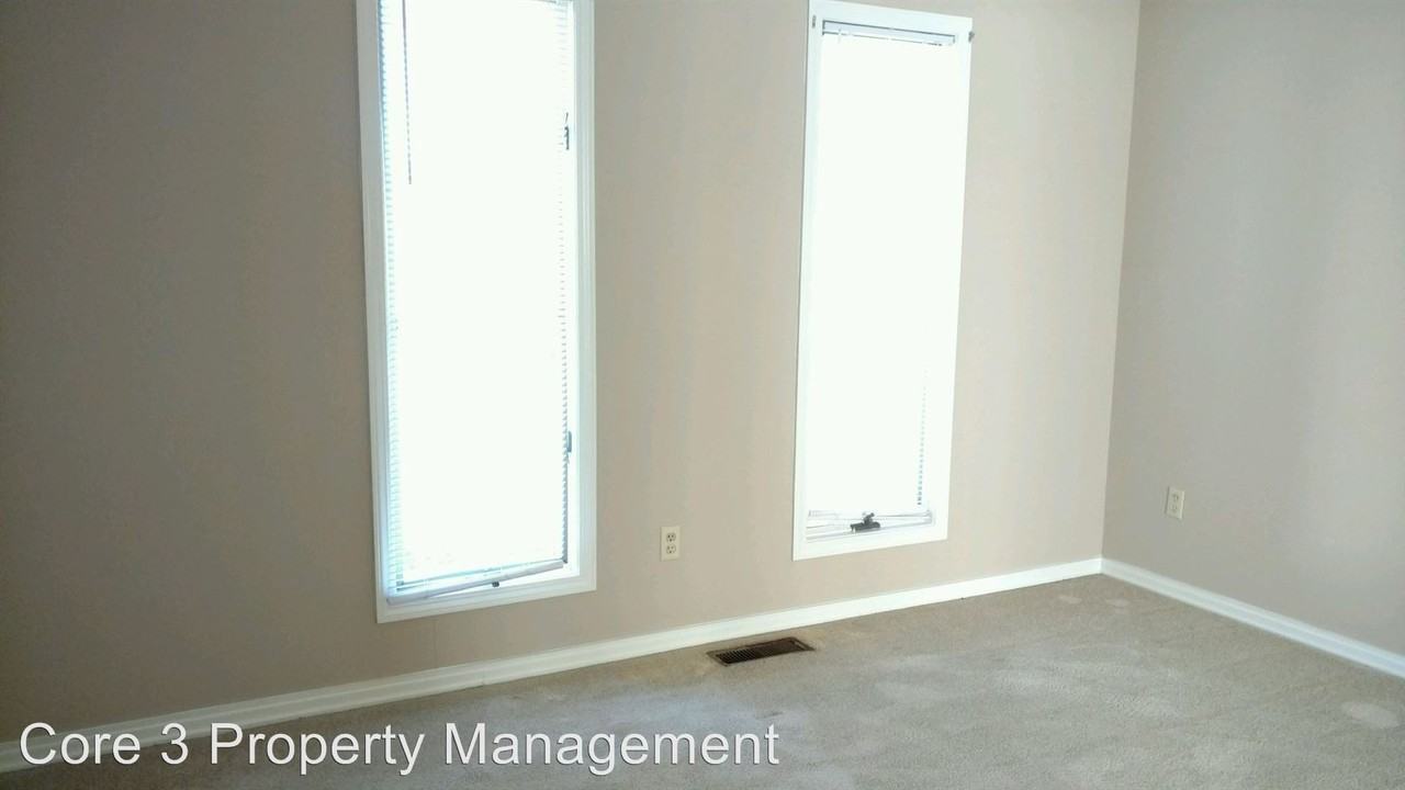 1801 Rainbow Ave - Photo 2 of 11