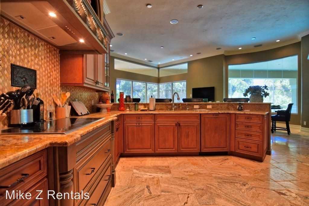 12446 Collier's Reserve Dr - Photo 3 of 38