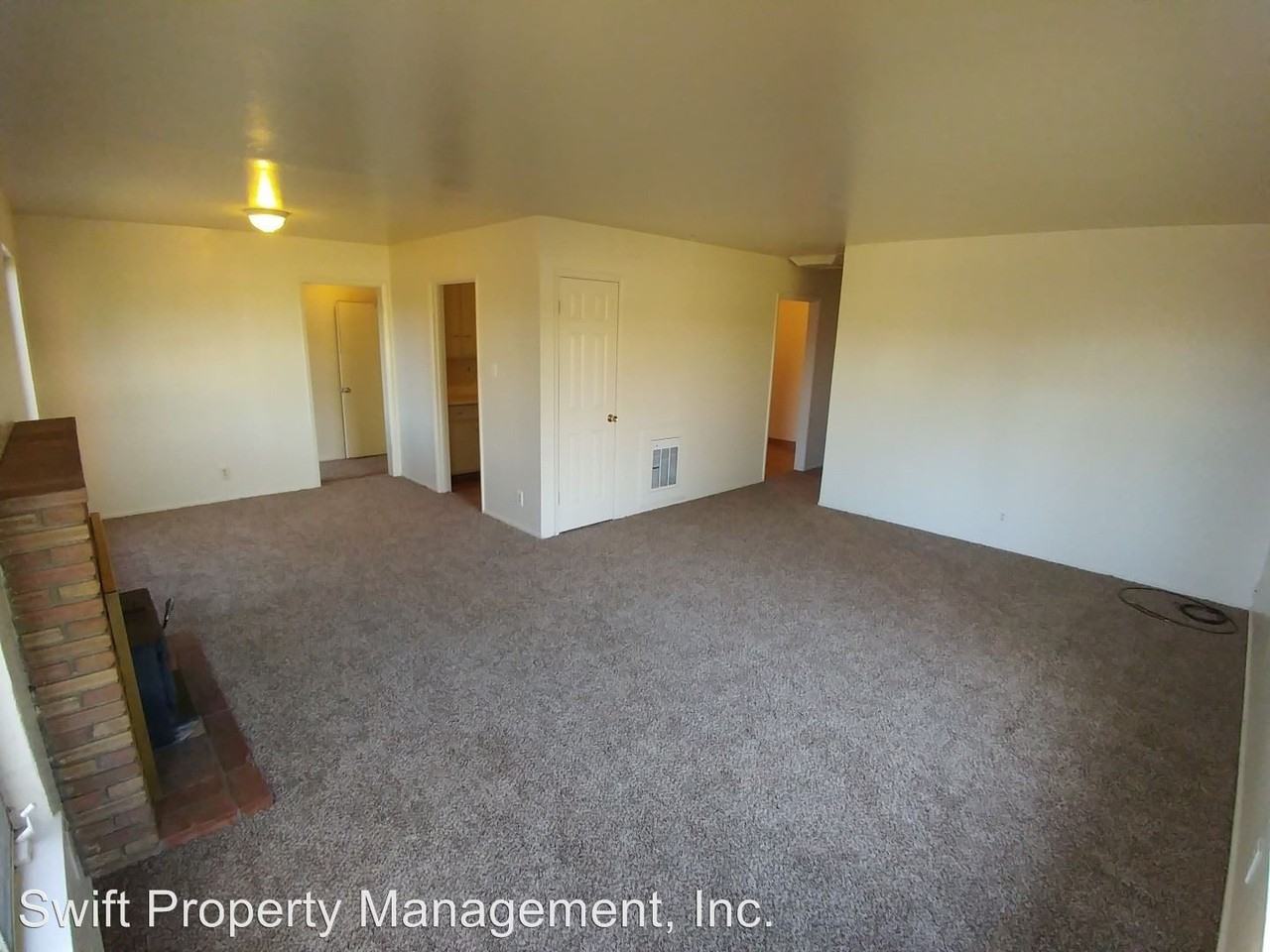 2148 Park Marina Dr - Photo 2 of 12