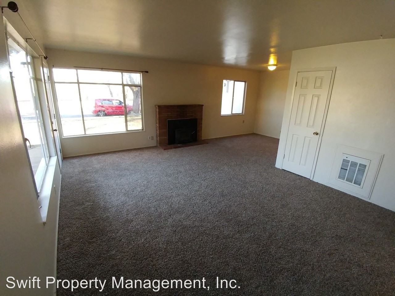 2148 Park Marina Dr - Photo 3 of 12