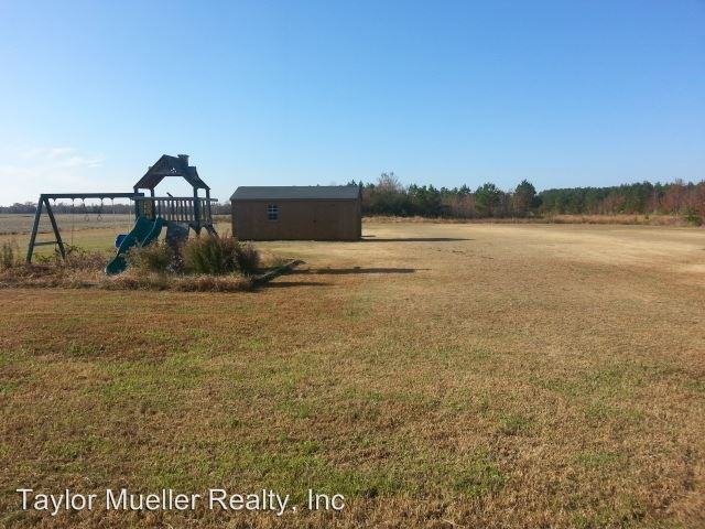 149 Sleepy Hollow Rd - Photo 2 of 12