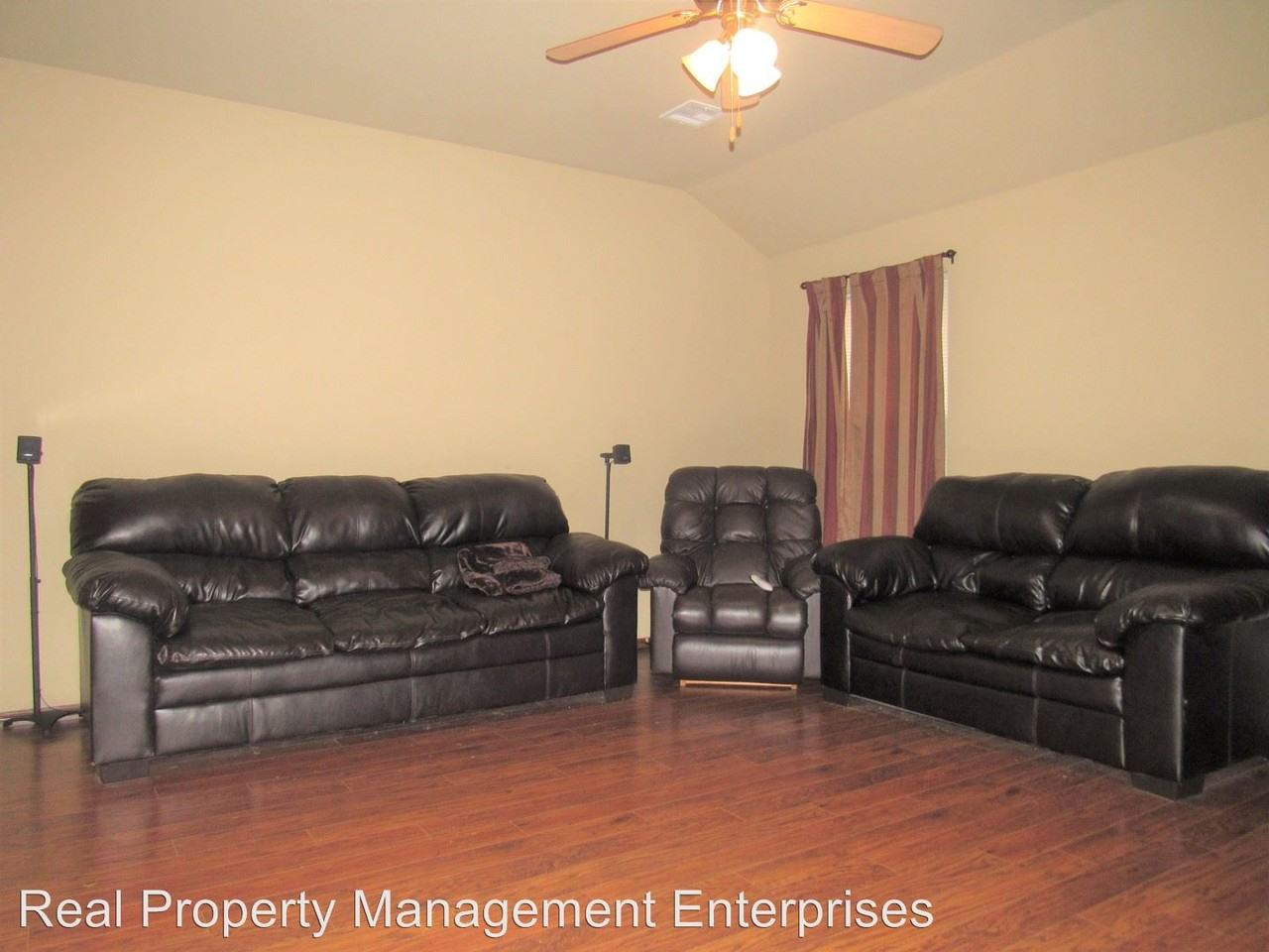 9613 Lauren Dr - Photo 2 of 13