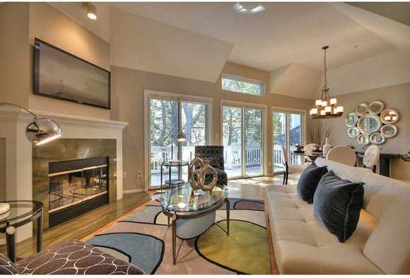 1045 Galley Ln - Photo 2 of 25