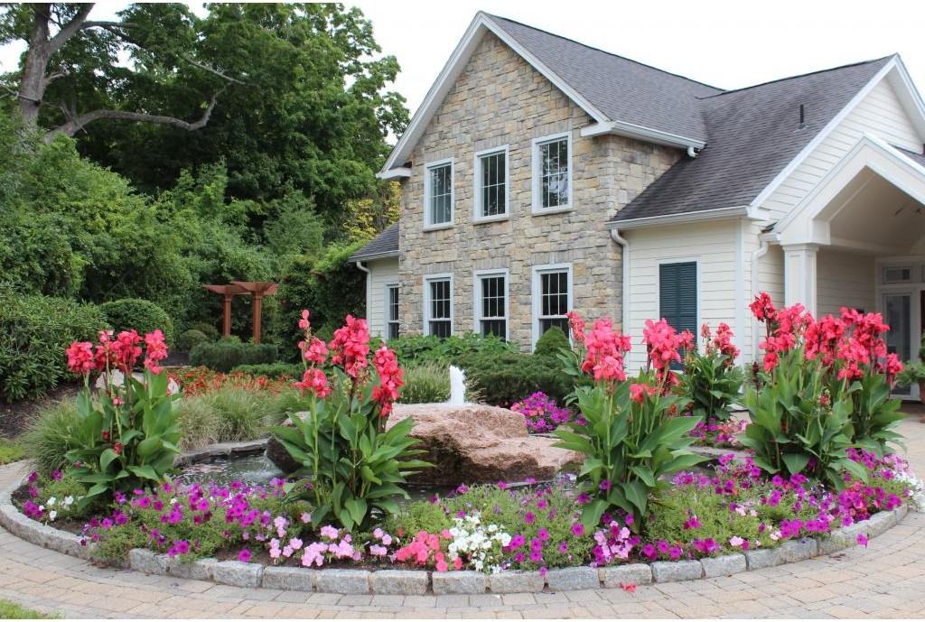 The Hawthorne at Gillette Ridge Apartments 2 Francis Way, Bloomfield