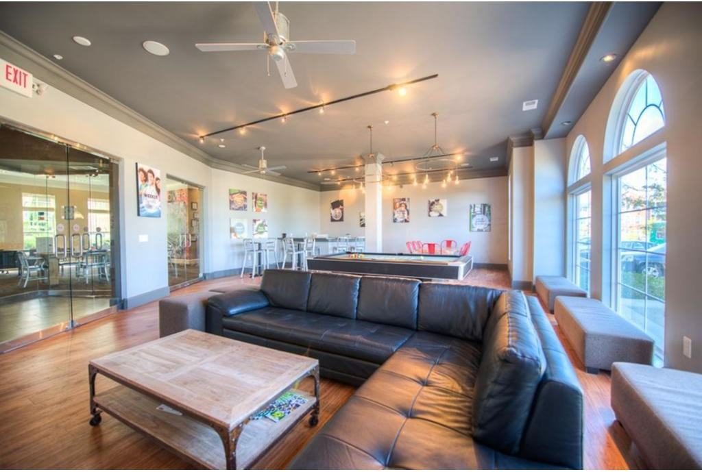 The Summit at Coates Run - Photo 2 of 16