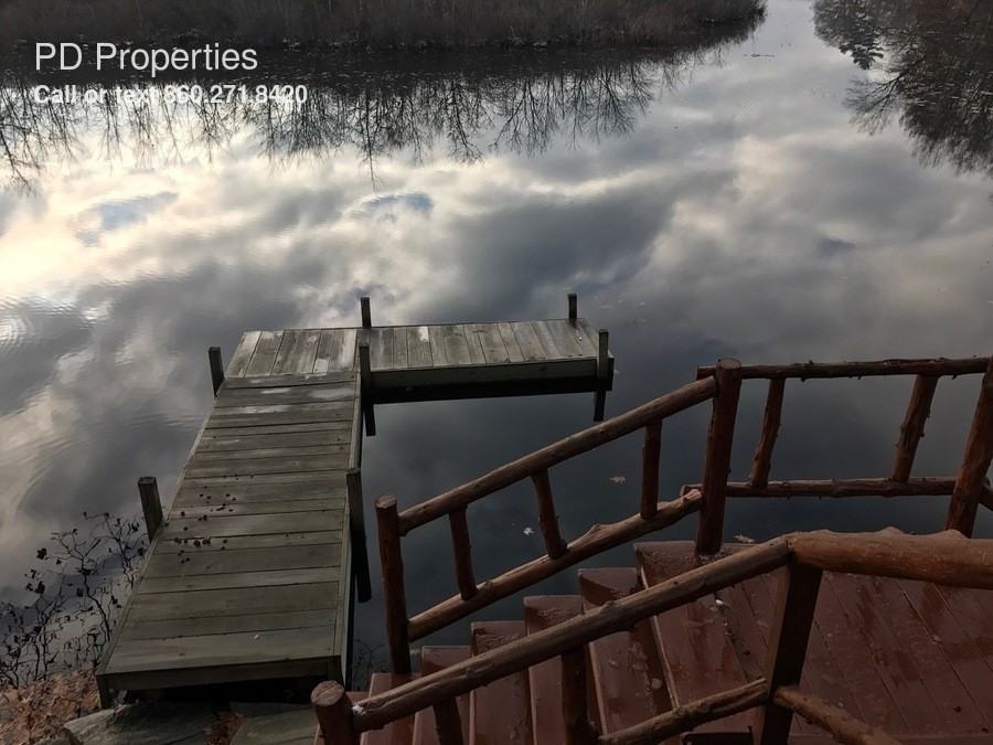 20 Jerome Pkwy - Photo 3 of 29