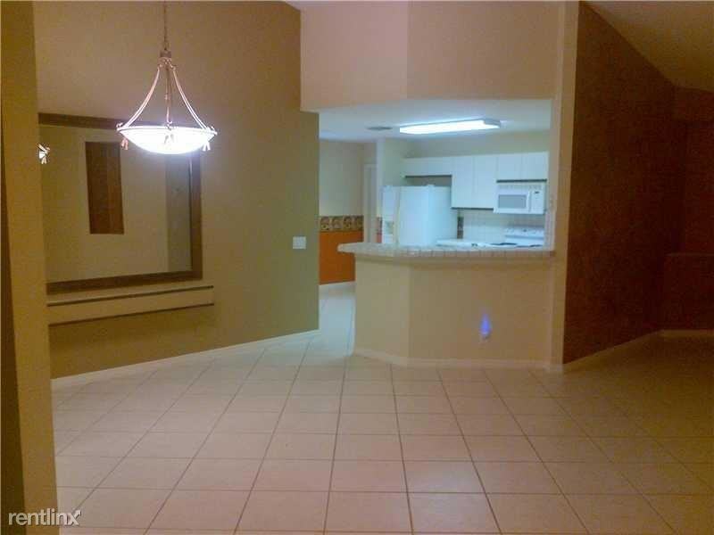 4104 Pine Ridge Ln - Photo 2 of 3