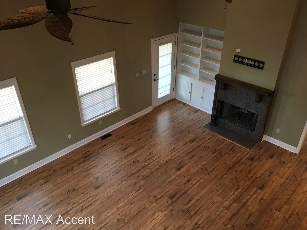 781 Blue Gill Rd - Photo 3 of 12