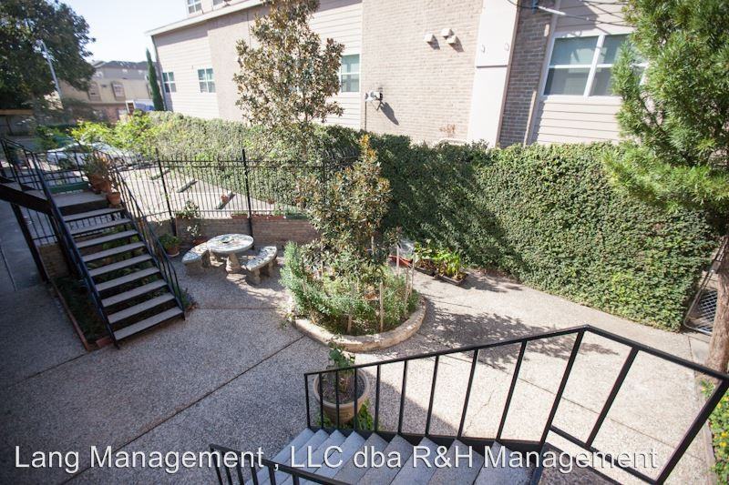1412 Hawthorne - Photo 3 of 4